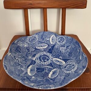 The Spode Blue Room Collection Sunflower Bowl Made in England Pasta Serving Bowl